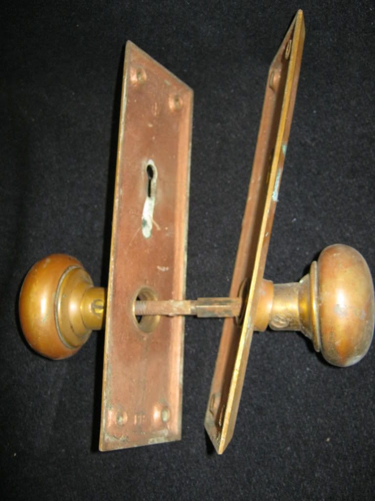 Vintage Brass Door Knob Set With Plates 17112 eBay