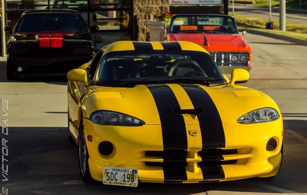 IMAGE: http://i1230.photobucket.com/albums/ee489/VicGenesis/SRTViper_zps3ee73363.jpg