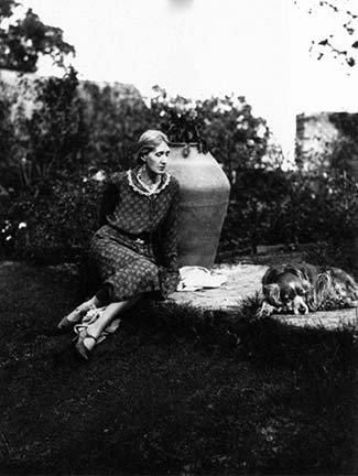 Virginia Woolf and her spaniel, Pinka