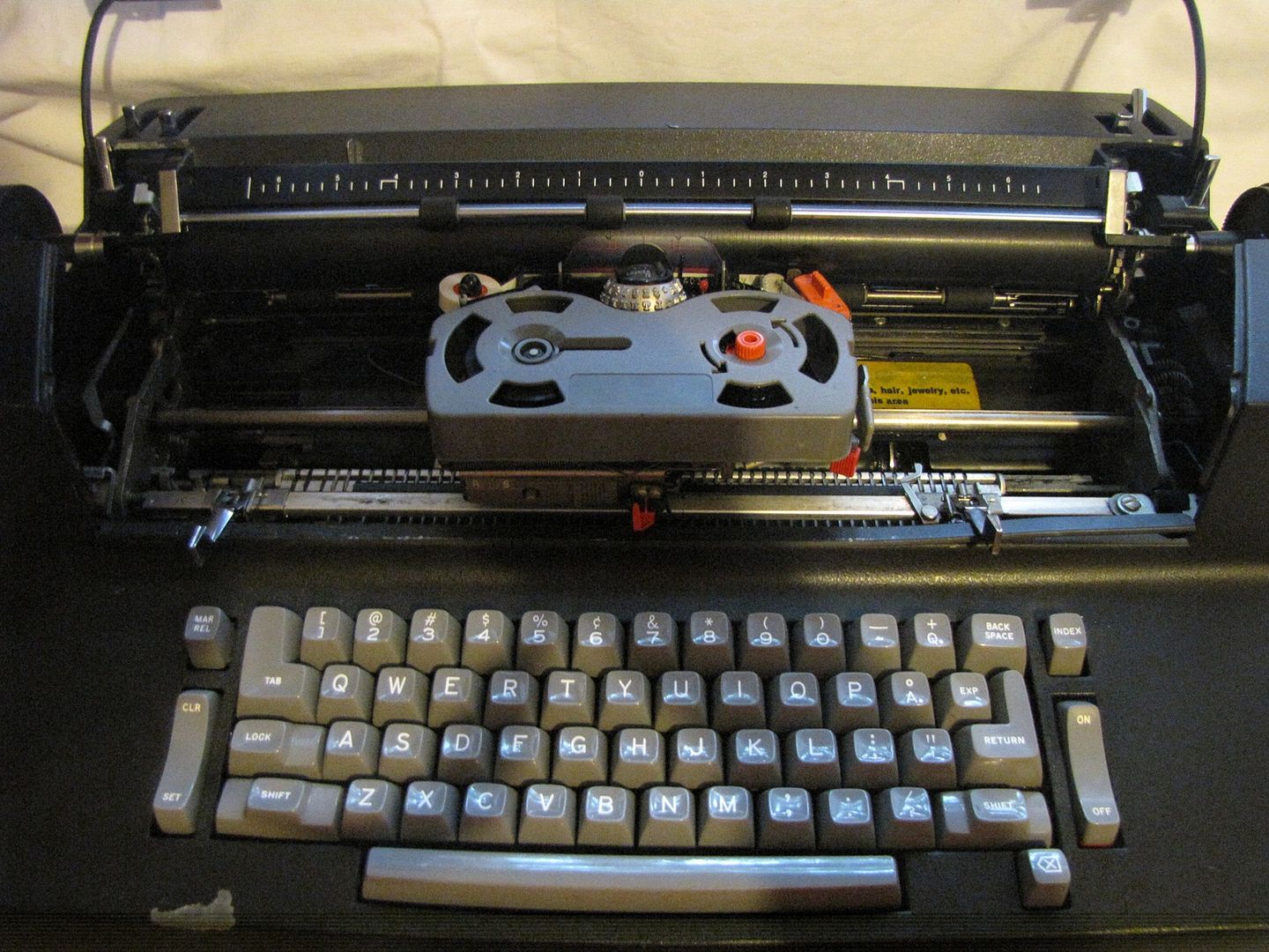 Vintage IBM Correcting Selectric II Black Electric Typewriter with cover © Illusionsblings correcting overbite