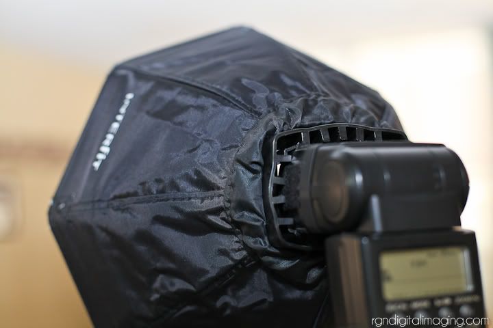 IMAGE: http://i1230.photobucket.com/albums/ee492/rgndi/interfit_octabox/20111220_interfit_octabox_015.jpg