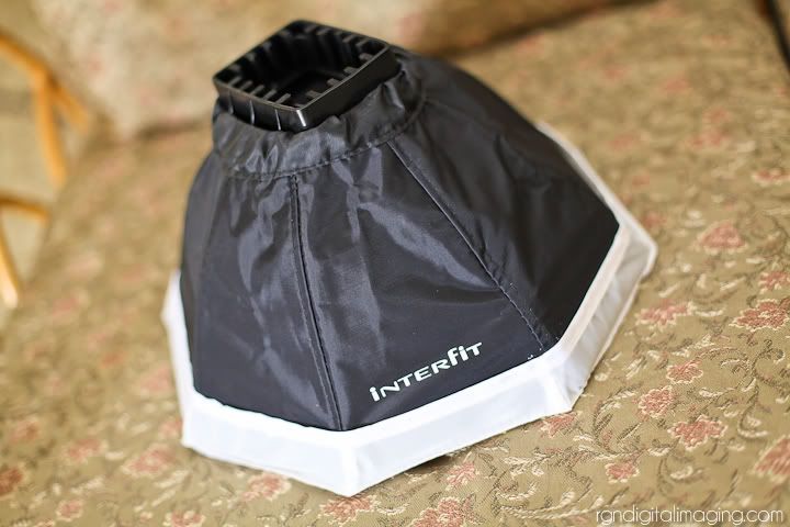 IMAGE: http://i1230.photobucket.com/albums/ee492/rgndi/interfit_octabox/20111220_interfit_octabox_019.jpg