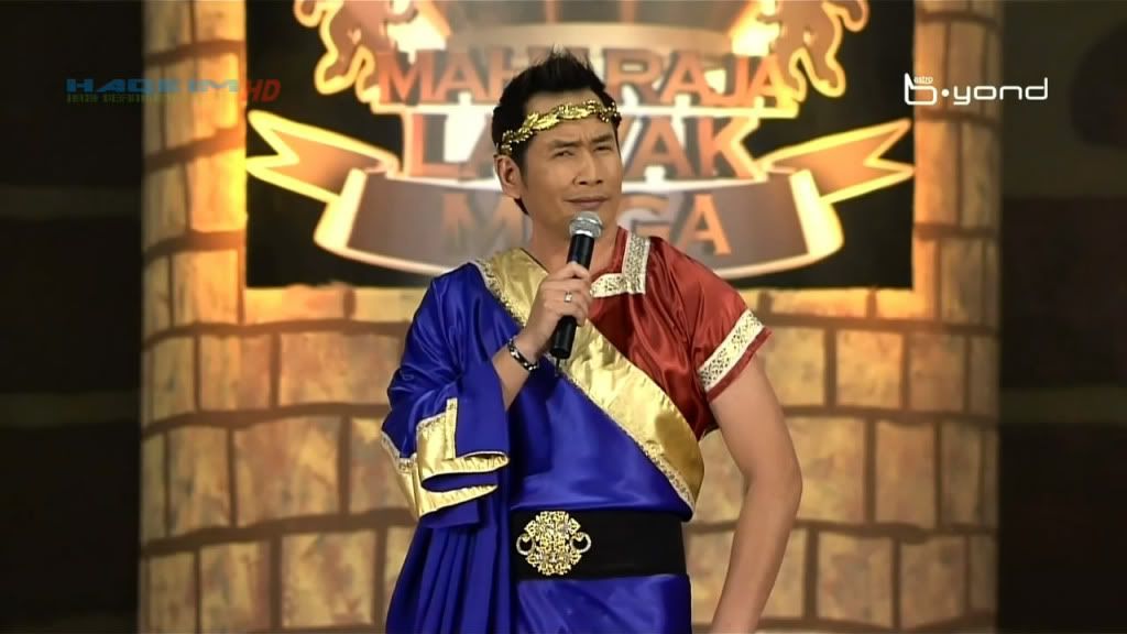 Maharaja Lawak Mega (2011) HDTV 720p Minggu 10 (Akhir) MaharajaLawakMega2011Minggu10FinalHDTV720pHaQeiMmkv snapshot 000243 20120101 144123 Maharaja Lawak Mega (2011) HDTV 720p Minggu 10 (Akhir)