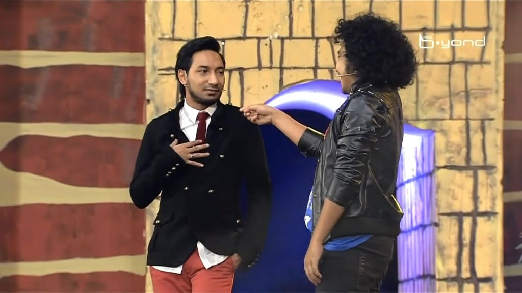 Maharaja Lawak Mega (2011) HDTV 720p Minggu 10 (Akhir) MaharajaLawakMega2011Minggu10FinalHDTV720pHaQeiMmkv snapshot 013109 20120101 144547 Maharaja Lawak Mega (2011) HDTV 720p Minggu 10 (Akhir)
