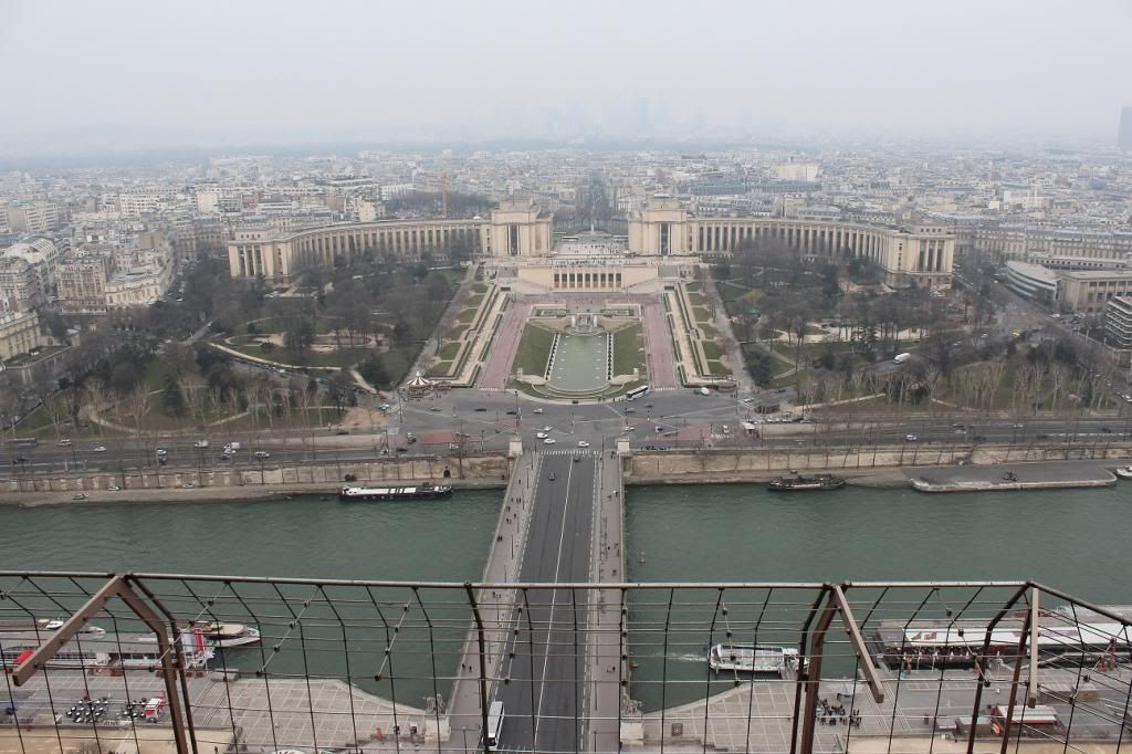 Paris view Eiffel Tower1