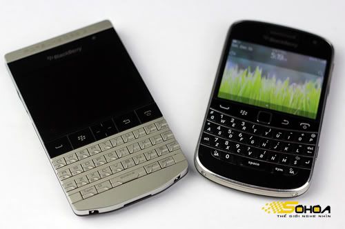 Blackberry-9981-9900-1.jpg