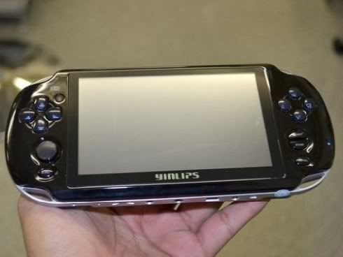 Sony_Vita_nhai.jpg