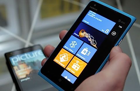 nokia-lumia-900-2.jpg