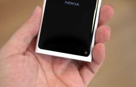 nokia_n9_white_3.jpg