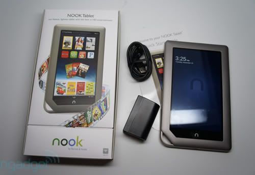 nook-tablet-2011-03-0901-30-05unboxing-gall.jpg