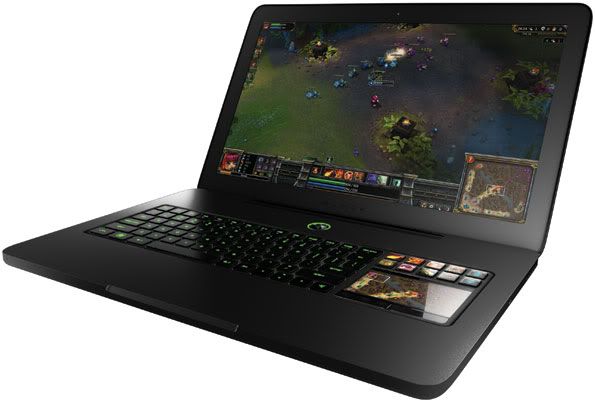 ttg-razertrihoanlaptopchoigame.jpg