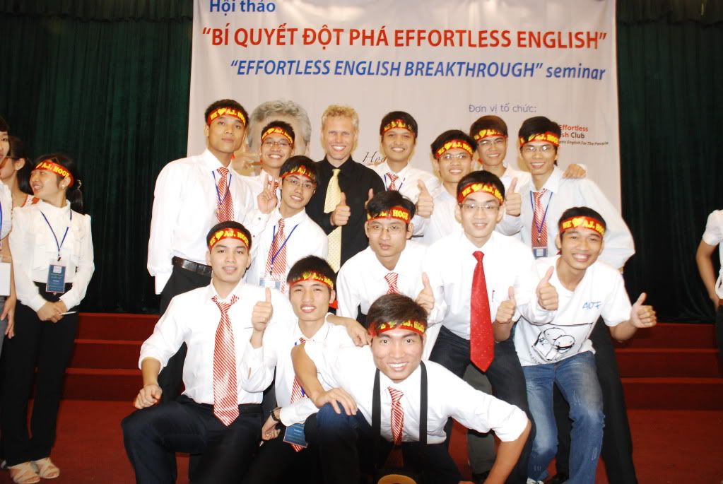 Cau lac bo tieng anh - Hoi thao effortless English 3