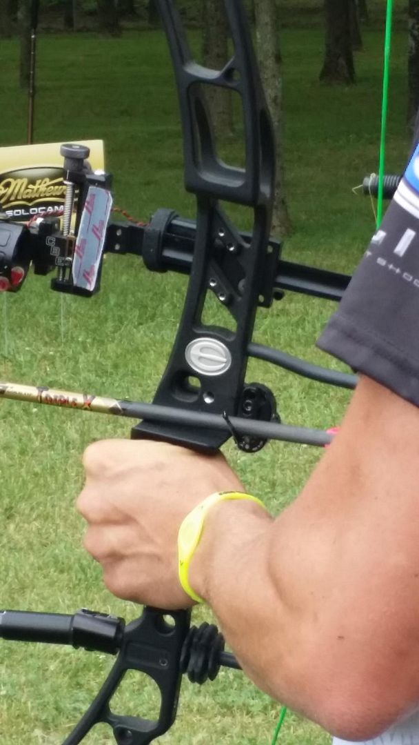 Does Levi use a Wrist sling or finger sling? Archery Talk Forum