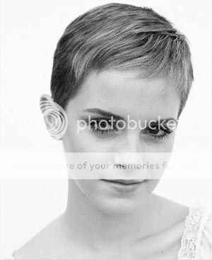  photo Emma-Watson-with-Short-Hair_zpsdf63552a.jpg