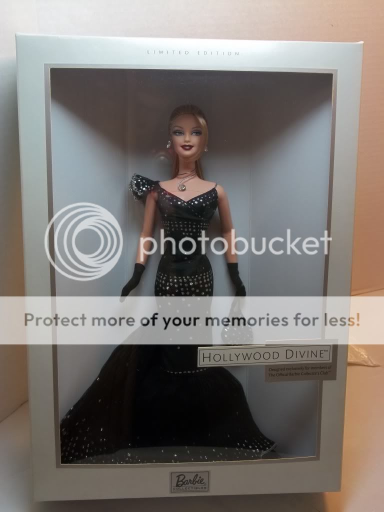 2003 Hollywood Divine Barbie doll NRFB Mint  